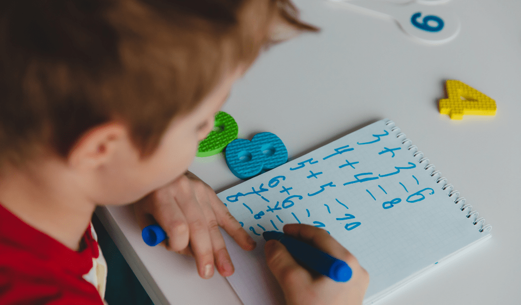 Conseils pour progresser en maths pendant les vacances scolaires
