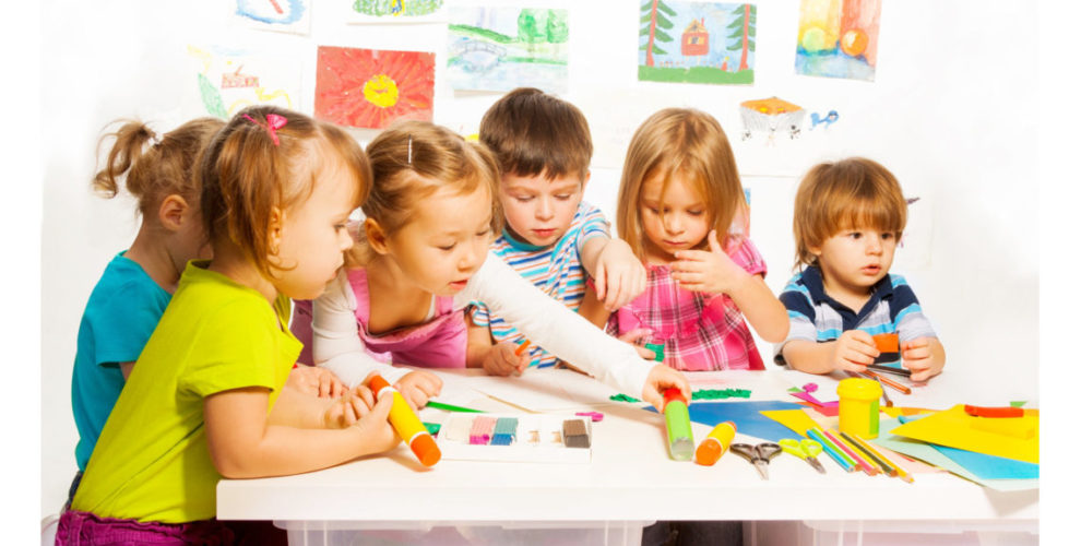 enfants-fotolia_62482890_l_1-1140×660-990×500
